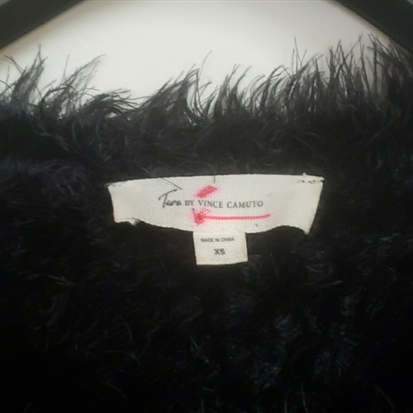 Two by Vince camuto xs sweater - Picture 5 of 5